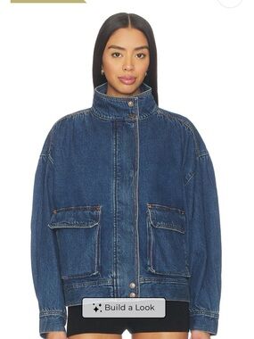 Signature by Levi Strauss/Revolve Trucker Blouson Denim Jacket